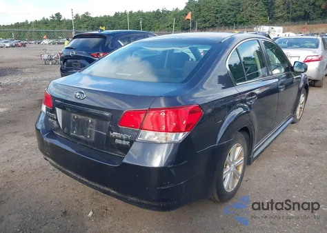 2010 Subaru Legacy 2.5I Premium z USA, uszkodzony, nr VIN 4S3BMBG60A3239194